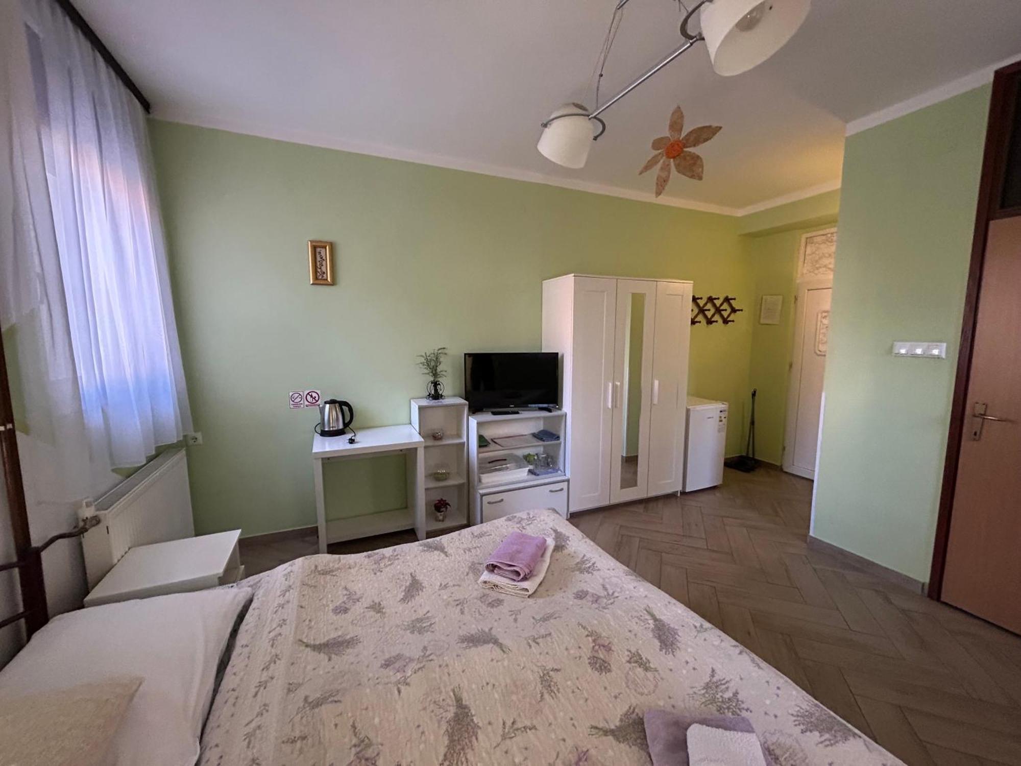 Apartments & Rooms 4 Rijeke Karlovac Exterior photo