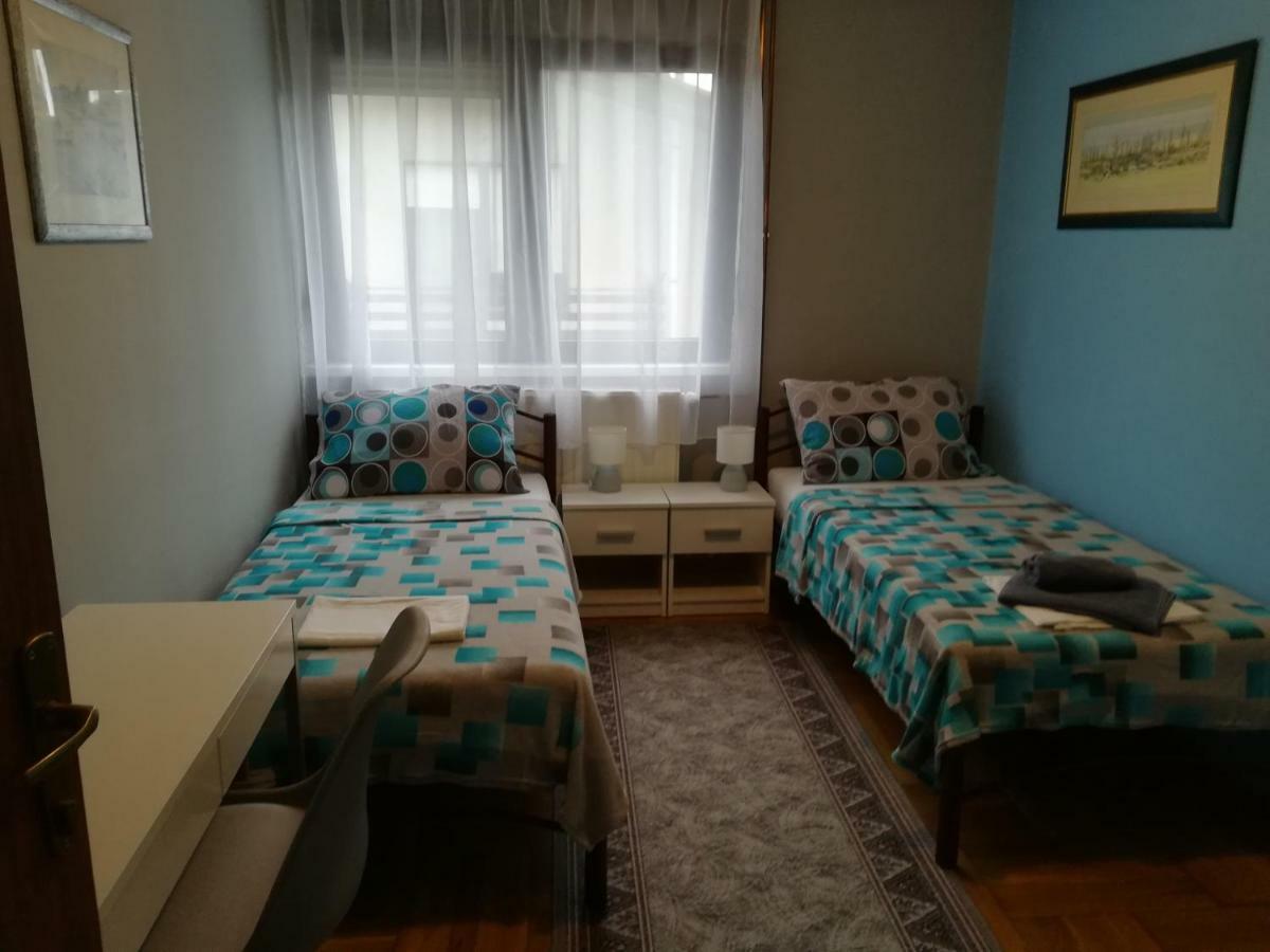 Apartments & Rooms 4 Rijeke Karlovac Exterior photo
